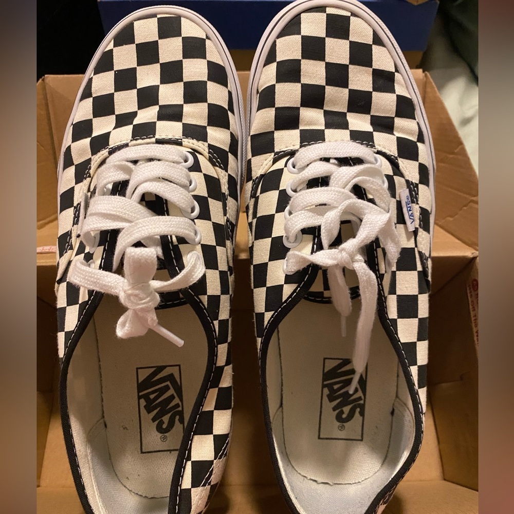 CHECKERED VANS